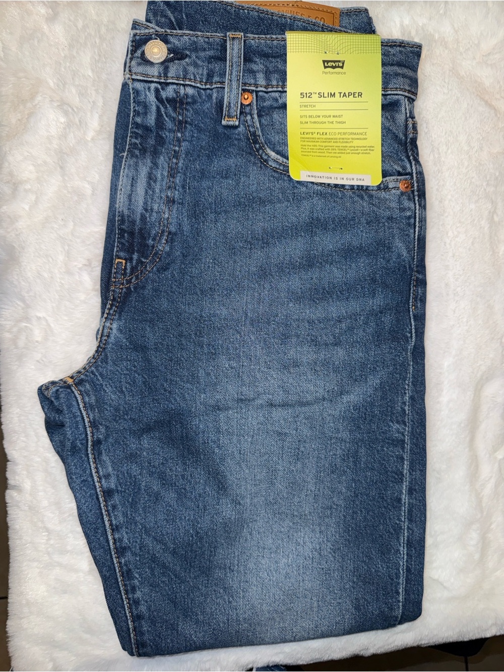 Levi's Slim Taper Jeans in Medium Blue Wash